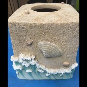 Ceramic tissue box cover